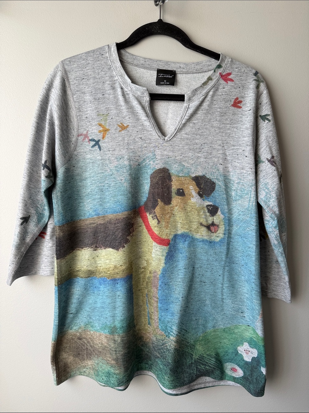 Inoah Light Gray Pet-Print Tunic with Dog graphic slight V neck 3/4 sleeve M